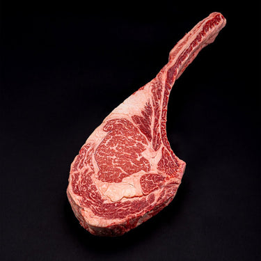 TOMAHAWK WAGYU CROSS 7